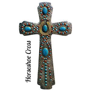 NWOT Montana West 14” Rustic Southwestern Turquoise Accent Horseshoe Wall Cross